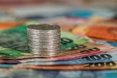 coins-1726618_640-400×266